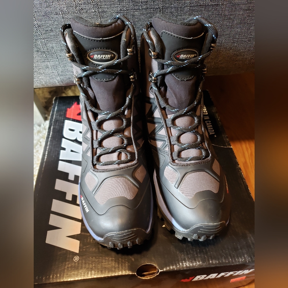 ❄ Baffin cold weather hiking boots